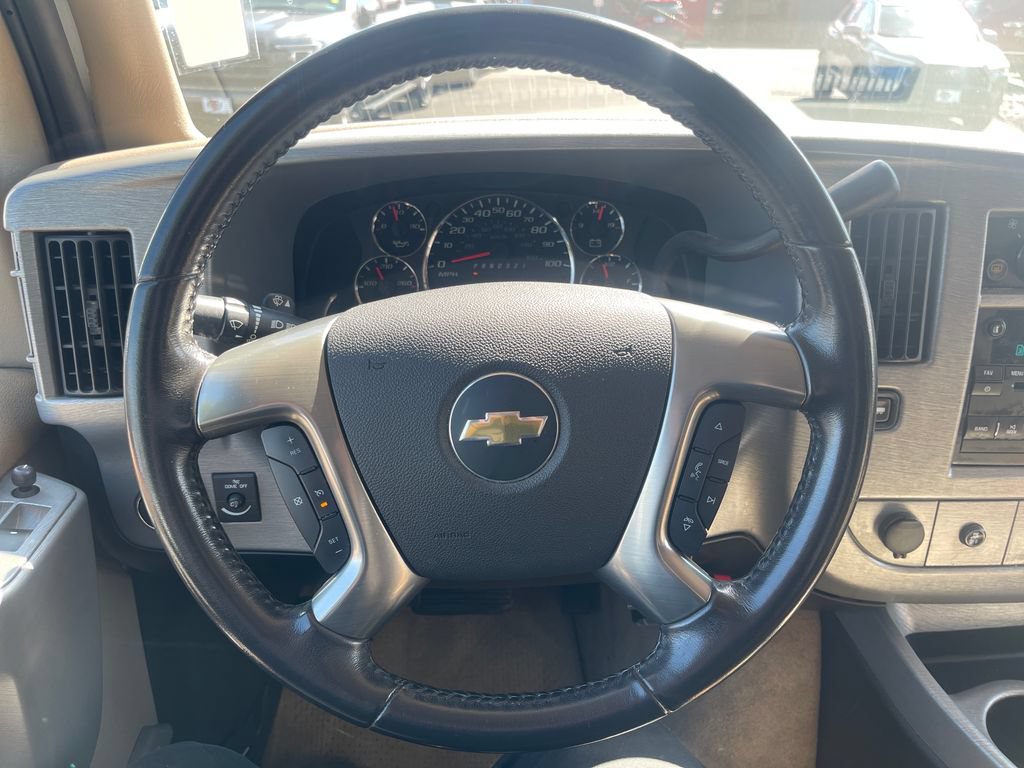 Used 2014 Chevrolet Express 1500 AWD image 15