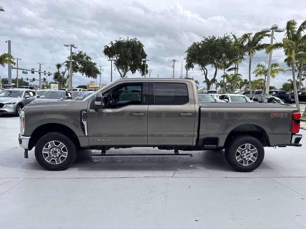 Used 2023 Ford F250 Lariat w/ Lariat Ultimate Package AWD/4WD image 11