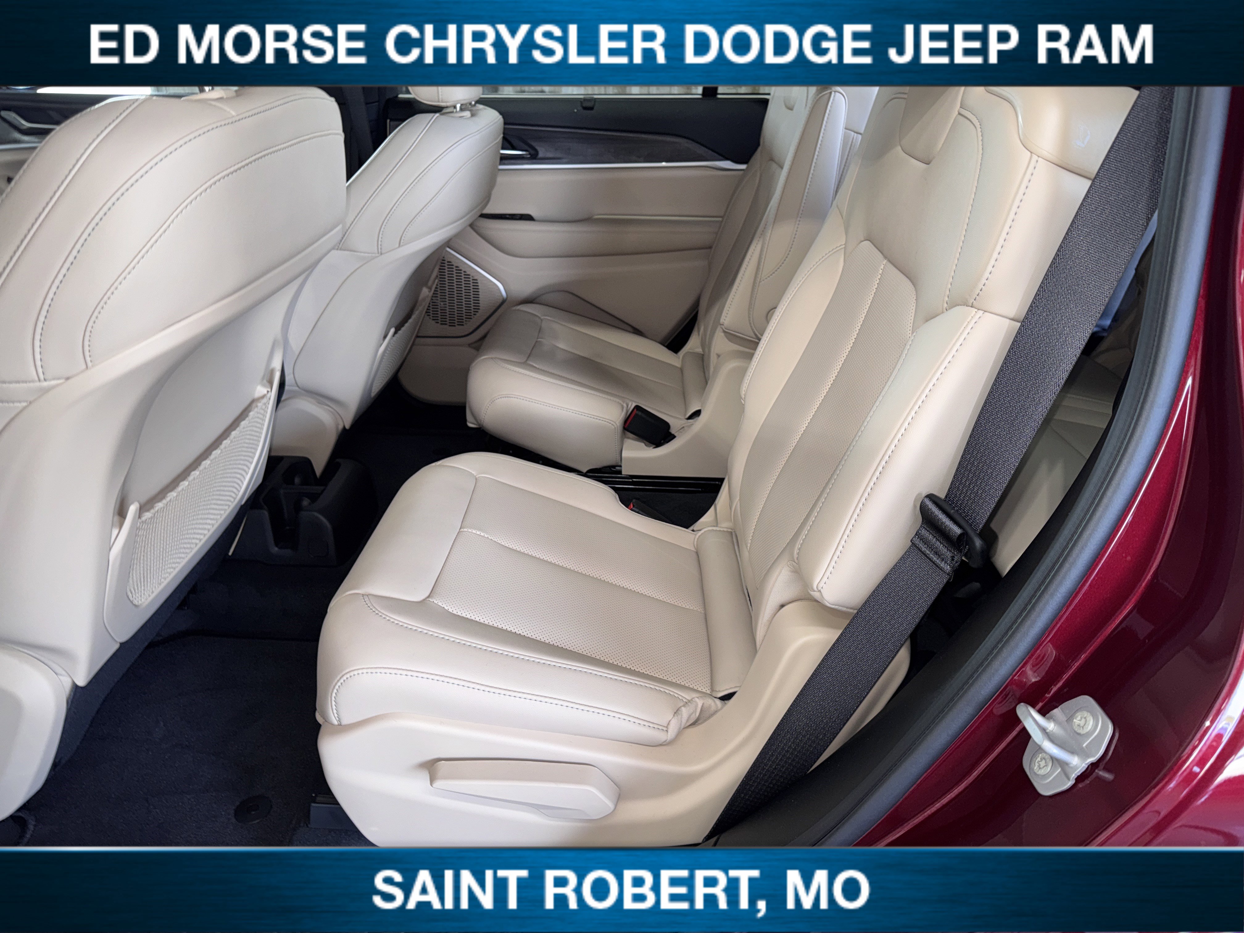New 2025 Jeep Grand Cherokee L Limited w/ Luxury Tech Group II image 30