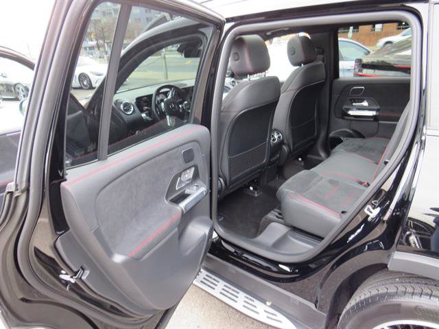 Used 2022 Mercedes-Benz EQB 350 4MATIC image 22