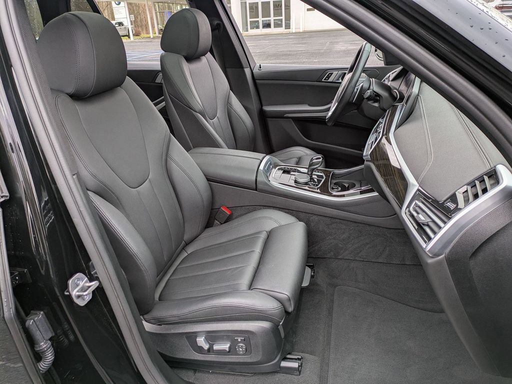 Used 2021 BMW X5 xDrive40i w/ Convenience Package image 25
