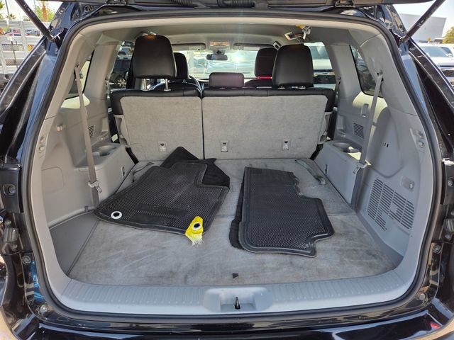 Used 2019 Toyota Highlander LE w/ Carpet Mat Package (TMS) FWD image 13