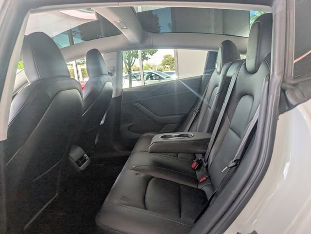 Used 2023 Tesla Model 3 Standard Range image 7