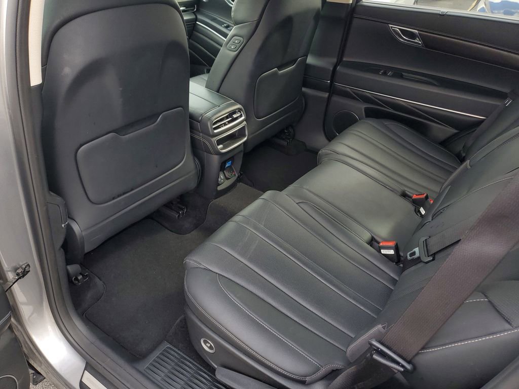 Used 2024 Genesis GV80 2.5T image 25