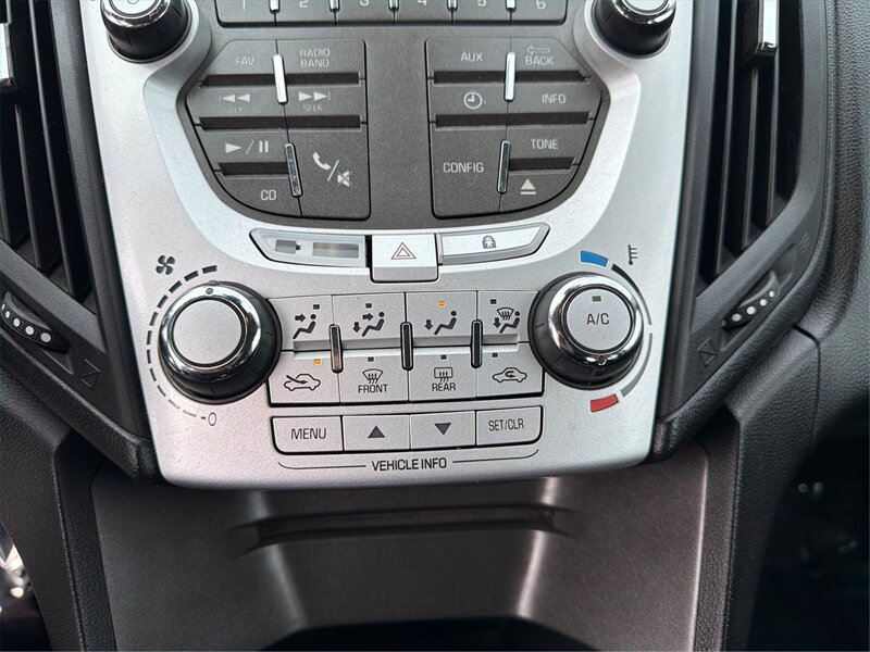 Used 2015 Chevrolet Equinox LS image 21