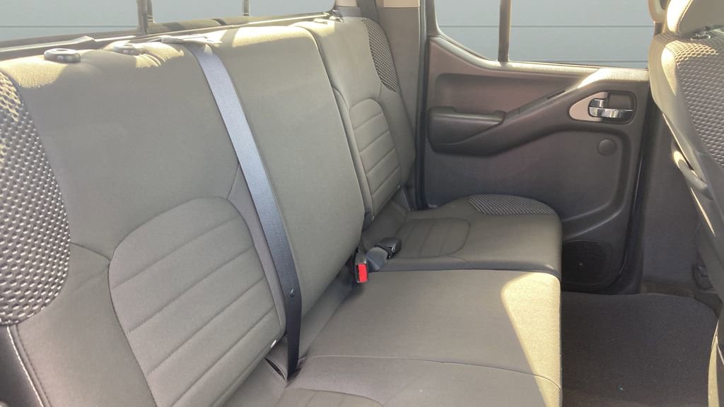 Used 2017 Nissan Frontier PRO-4X image 20