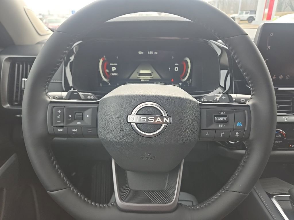 New 2026 Nissan Pathfinder SL image 15