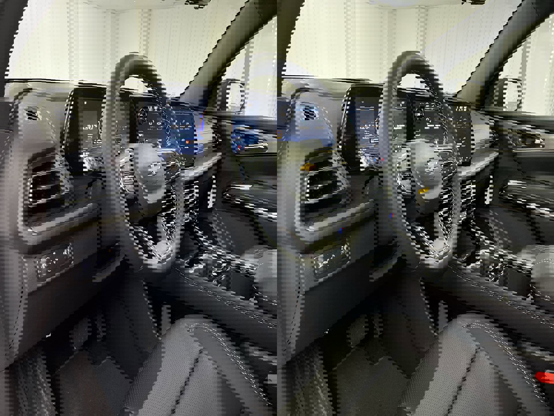 New 2026 Chevrolet Traverse LT w/ Sun and Wheel Package image 46