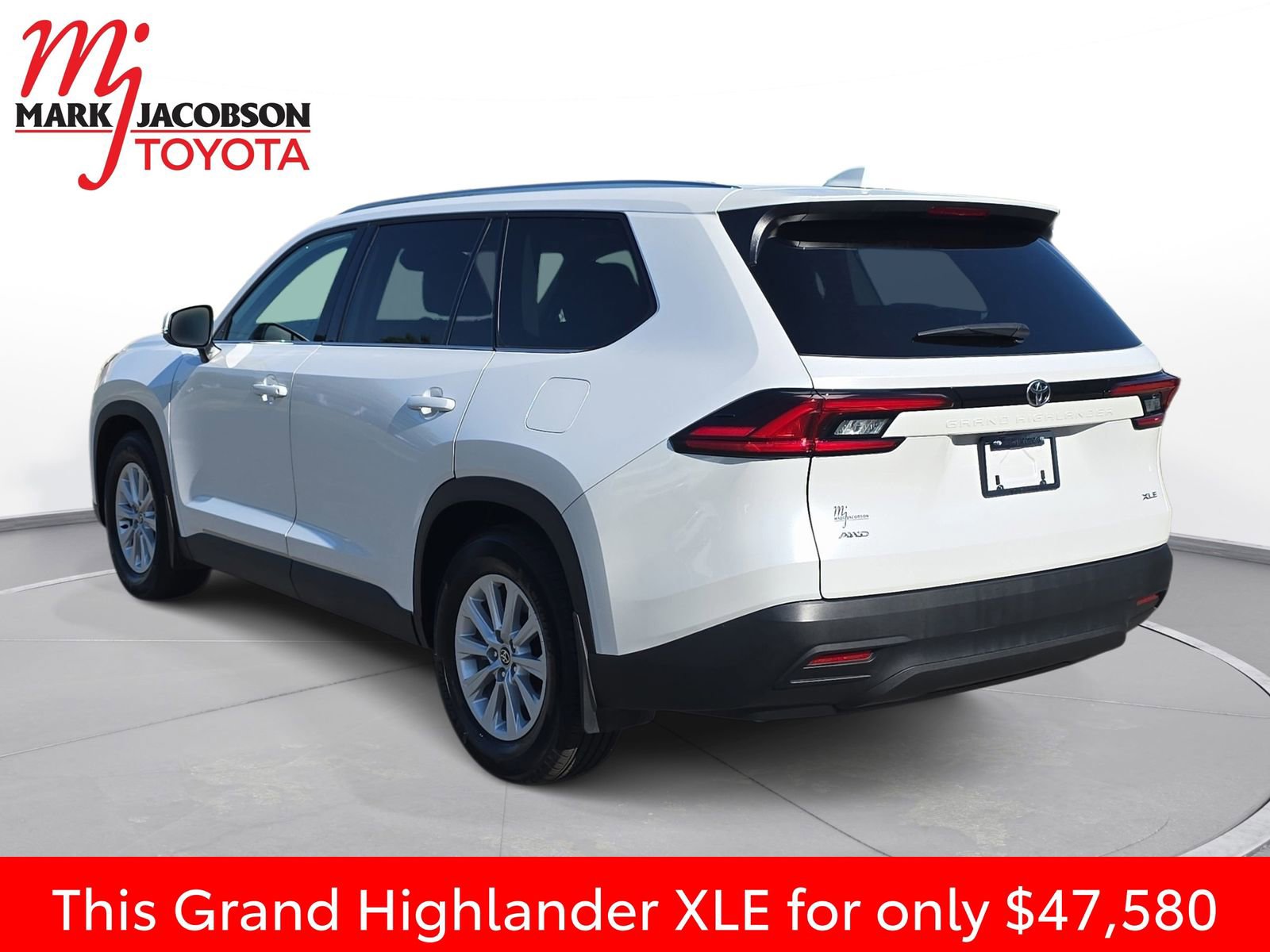 Used 2025 Toyota Grand Highlander AWD image 14