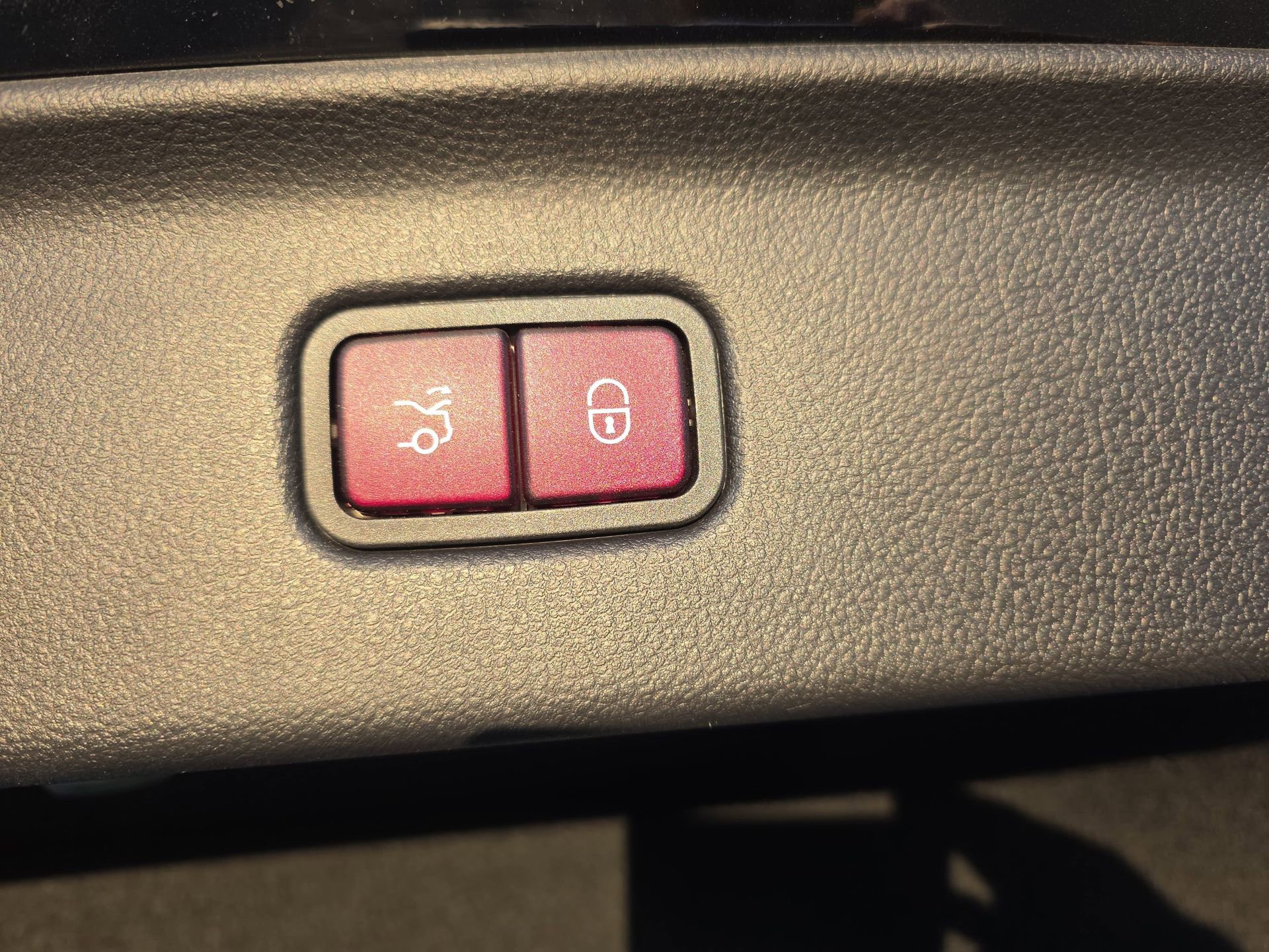 Used 2023 Mercedes-Benz S 500 4MATIC image 13