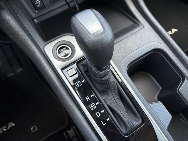 Used 2025 Nissan Sentra SV FWD image 22