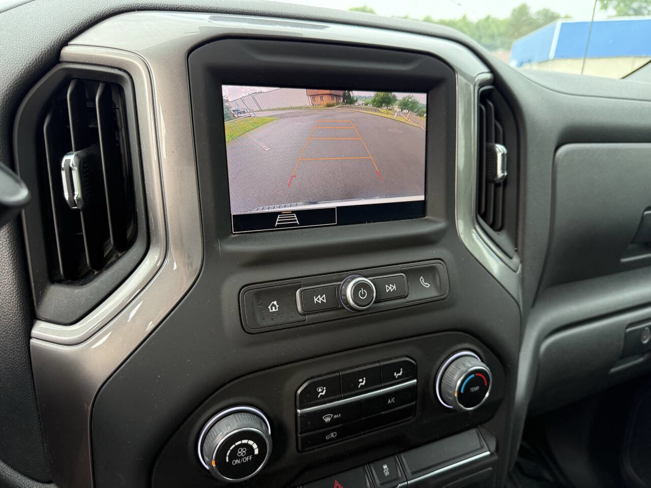 Used 2023 Chevrolet Silverado 1500 W/T image 26