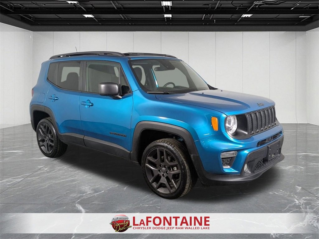 Used 2021 Jeep Renegade Latitude w/ Sun & Sound Group image 7