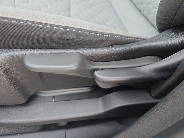 Used 2020 Chevrolet Equinox LS FWD image 19