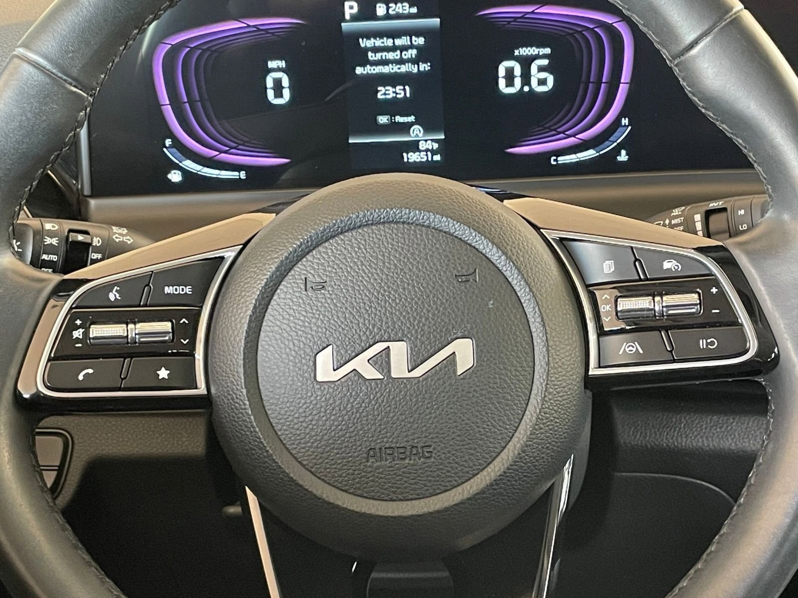 Used 2025 Kia Seltos S FWD image 29