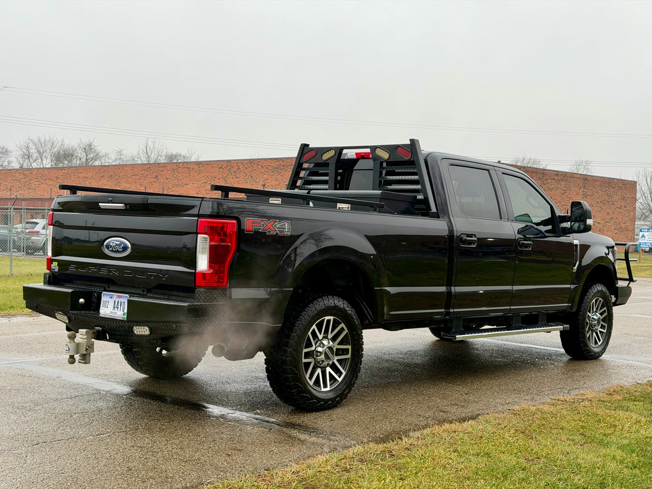 Used 2019 Ford F350 Lariat image 6