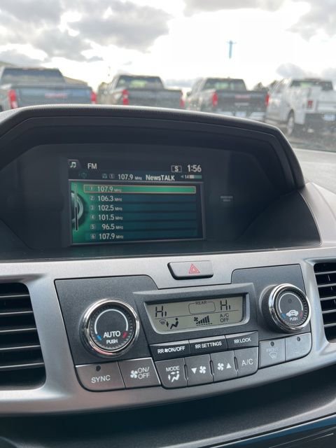 Used 2016 Honda Odyssey SE image 45