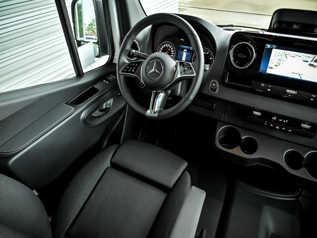 New 2025 Mercedes-Benz Sprinter 2500 image 7