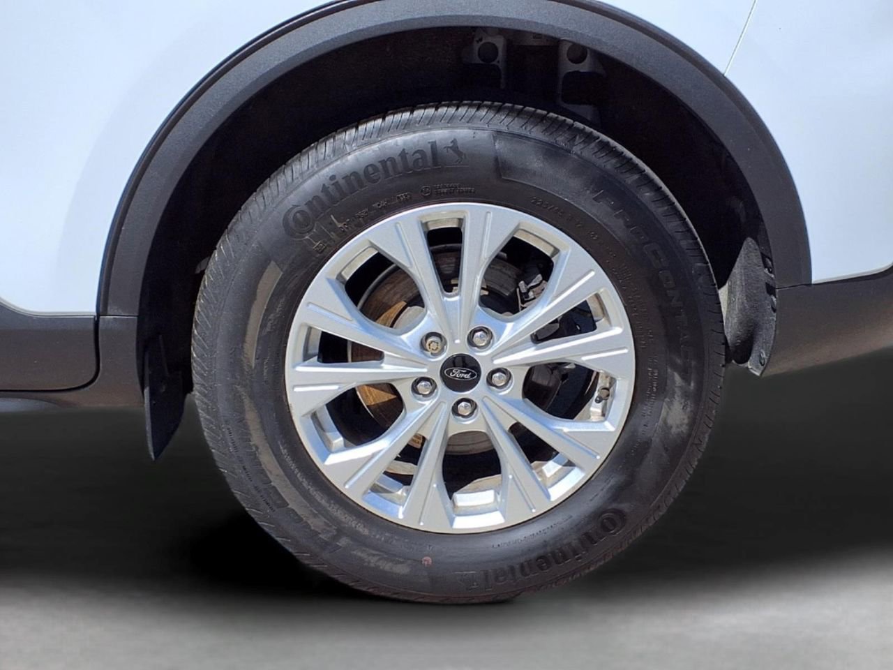 Used 2023 Ford Escape Active AWD/4WD image 3