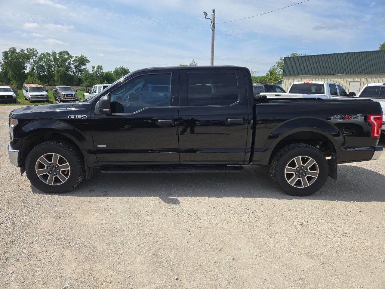 Used 2017 Ford F150 XLT w/ Equipment Group 301A Mid AWD/4WD image 5