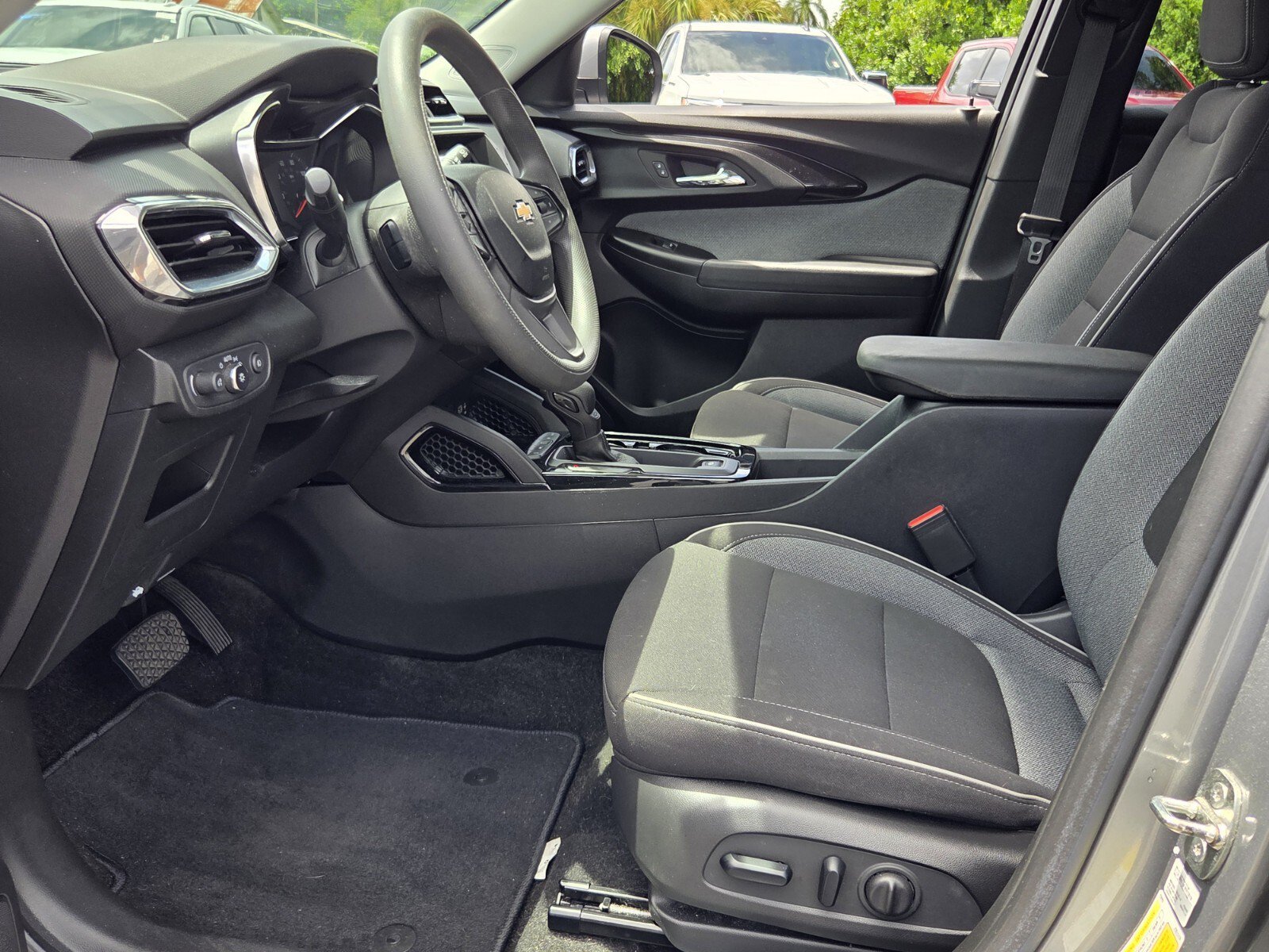 Certified 2023 Chevrolet TrailBlazer LT AWD/4WD image 9
