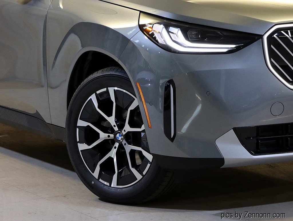 New 2026 BMW X3 xDrive30 image 3