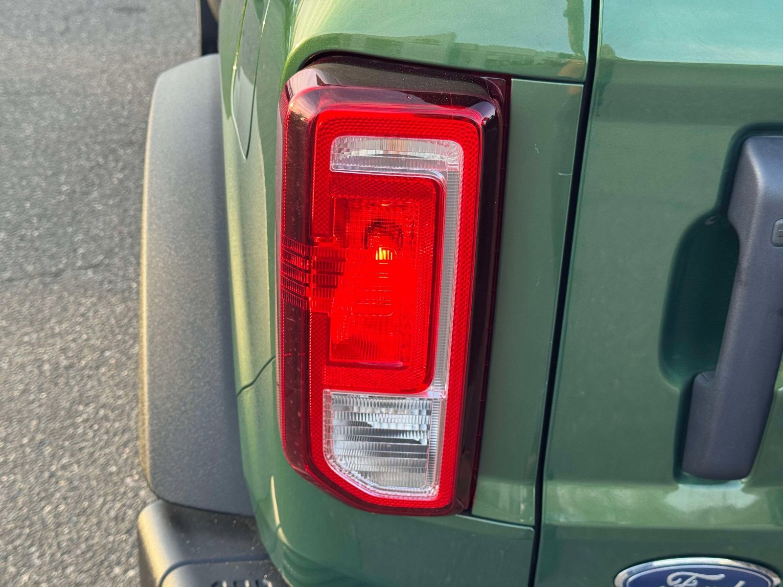 Used 2022 Ford Bronco Black Diamond image 10