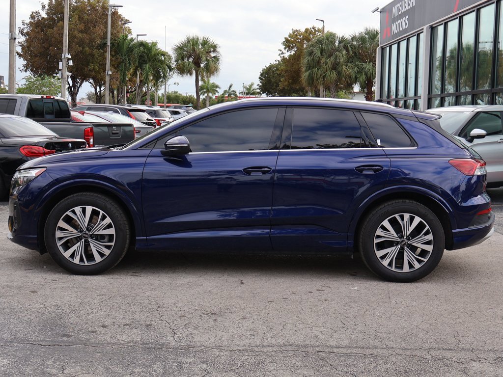 Used 2023 Audi Q4 e-tron Premium Plus w/ Premium Plus image 19