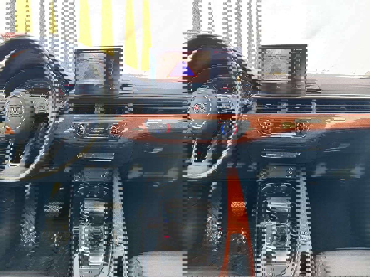 Used 2023 Audi A4 2.0T Premium w/ Convenience Package image 15