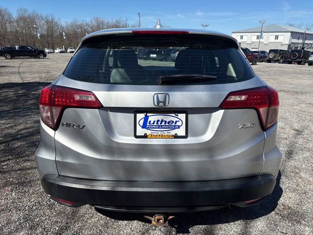Used 2016 Honda HR-V LX image 7