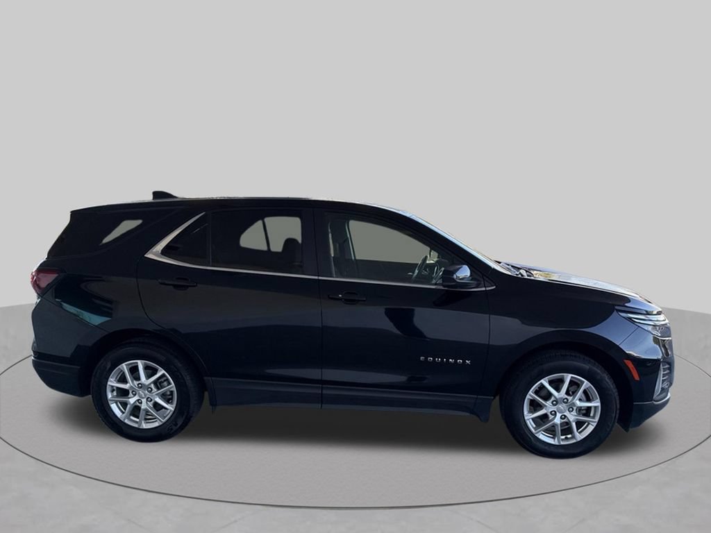 Used 2024 Chevrolet Equinox LT FWD image 11
