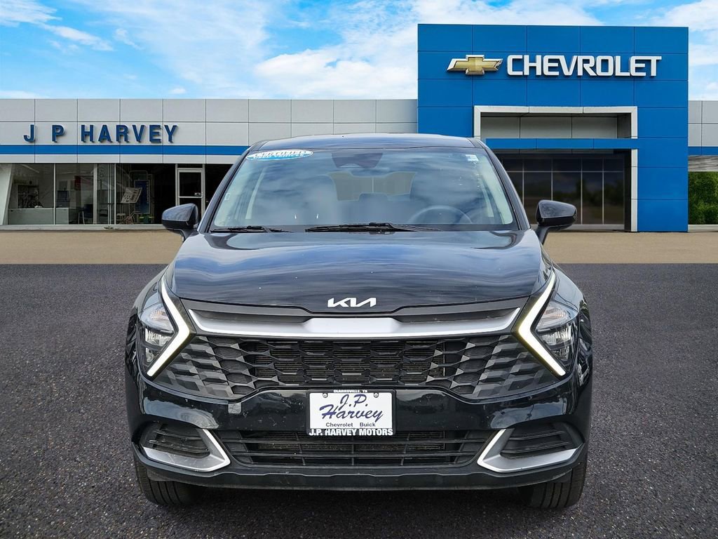 Used 2023 Kia Sportage LX image 2