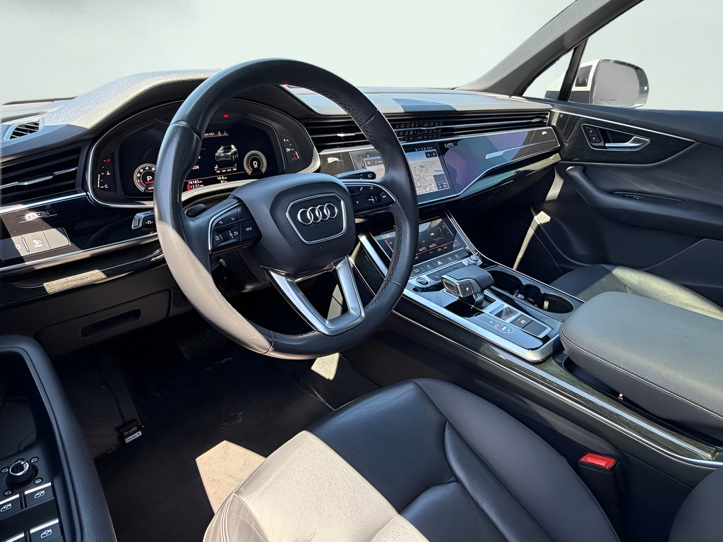 Used 2025 Audi Q7 3.0T Prestige AWD/4WD image 16