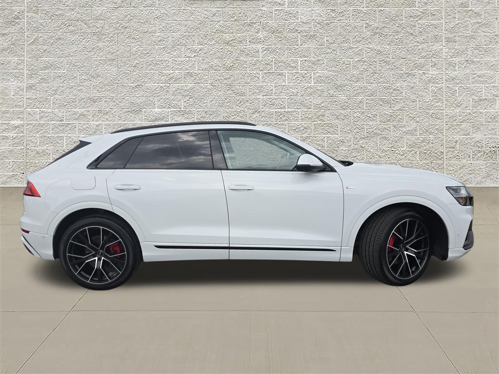 Used 2023 Audi Q8 Premium Plus AWD/4WD image 8