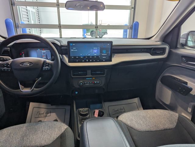 Used 2025 Ford Maverick XLT image 11