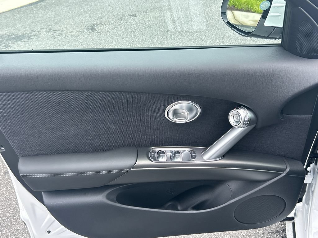 New 2026 Genesis GV60 RWD image 10