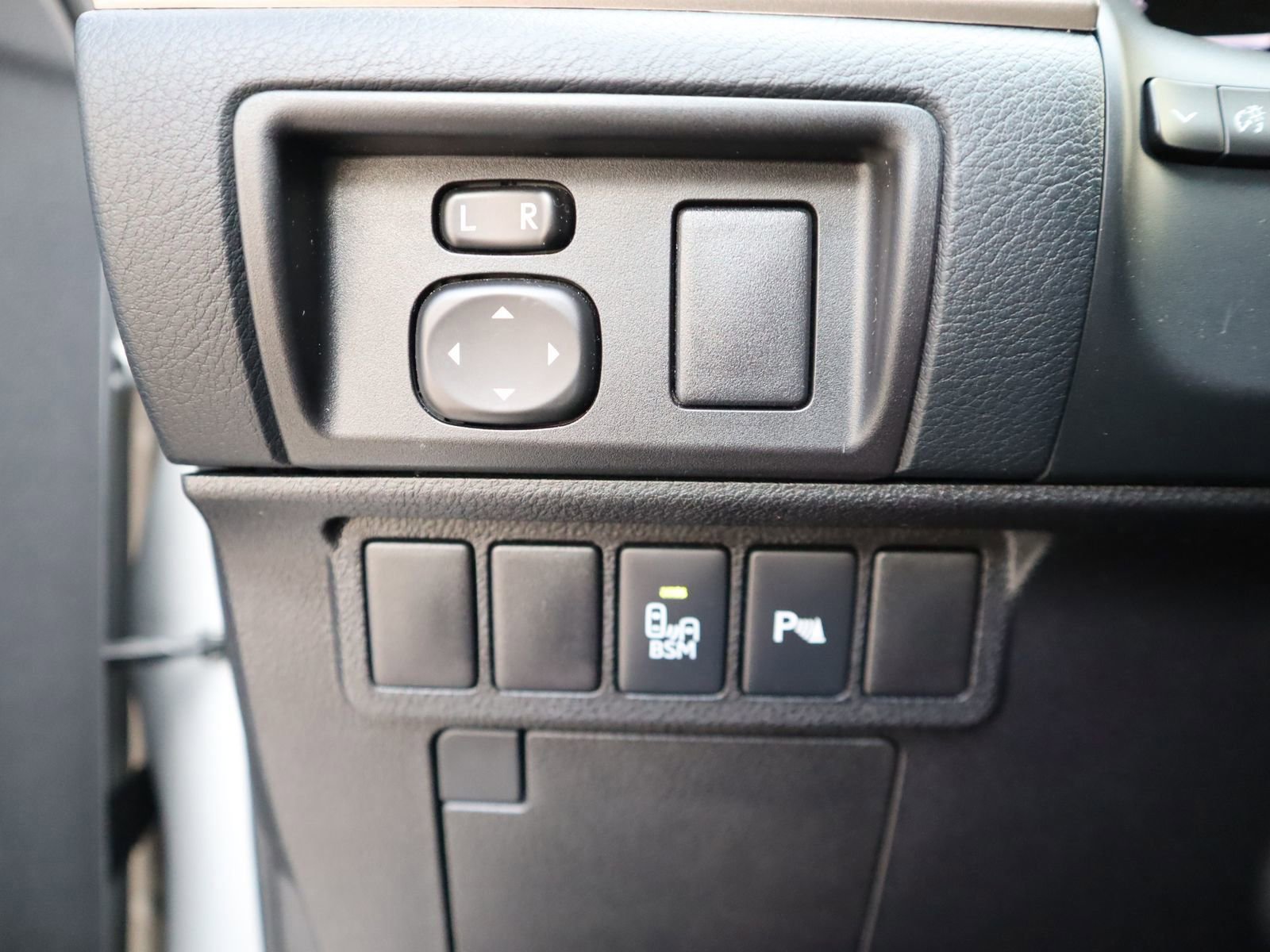 Used 2014 Lexus ES 350 image 35