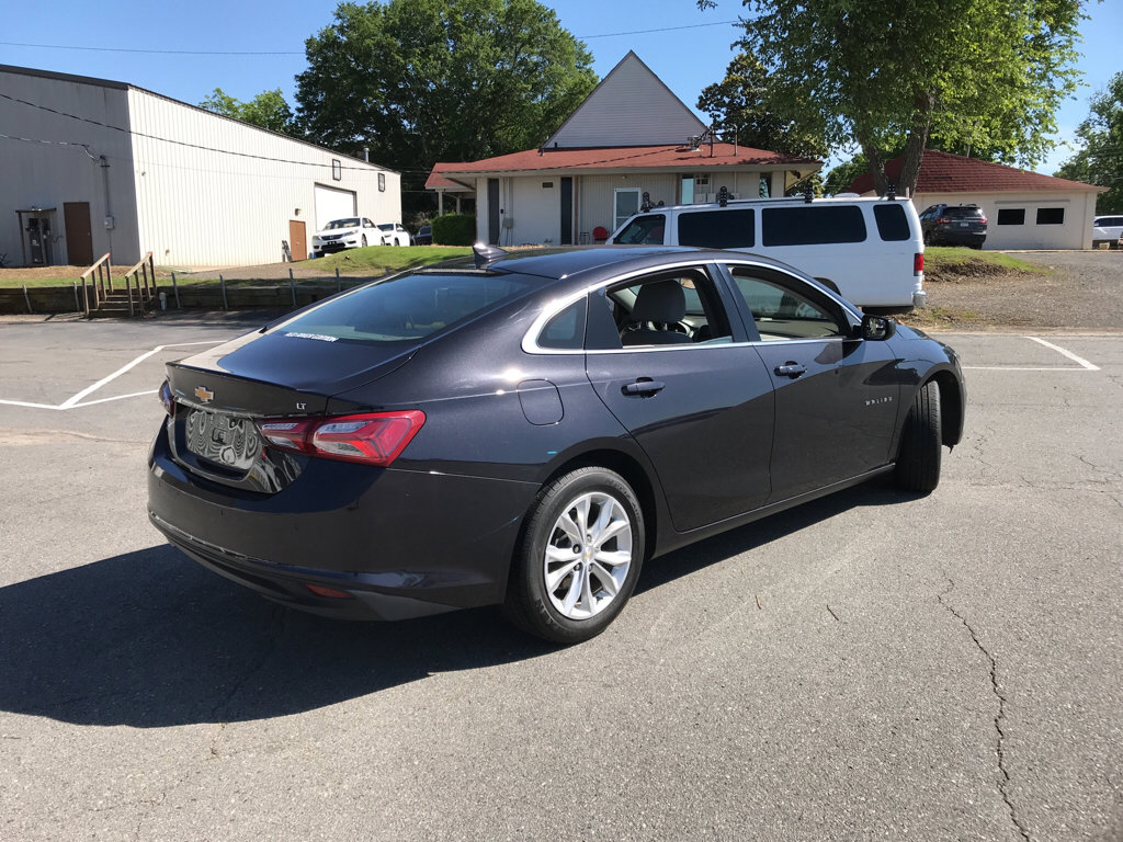 Used 2022 Chevrolet Malibu LT FWD image 5