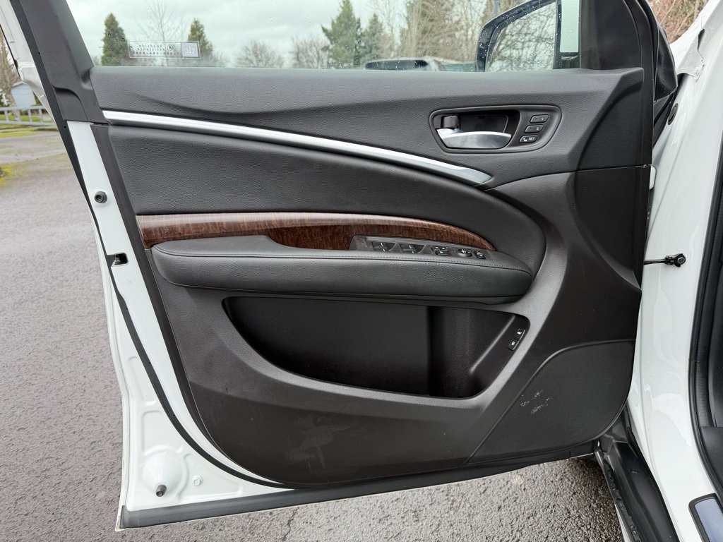Used 2020 Acura MDX SH-AWD image 12