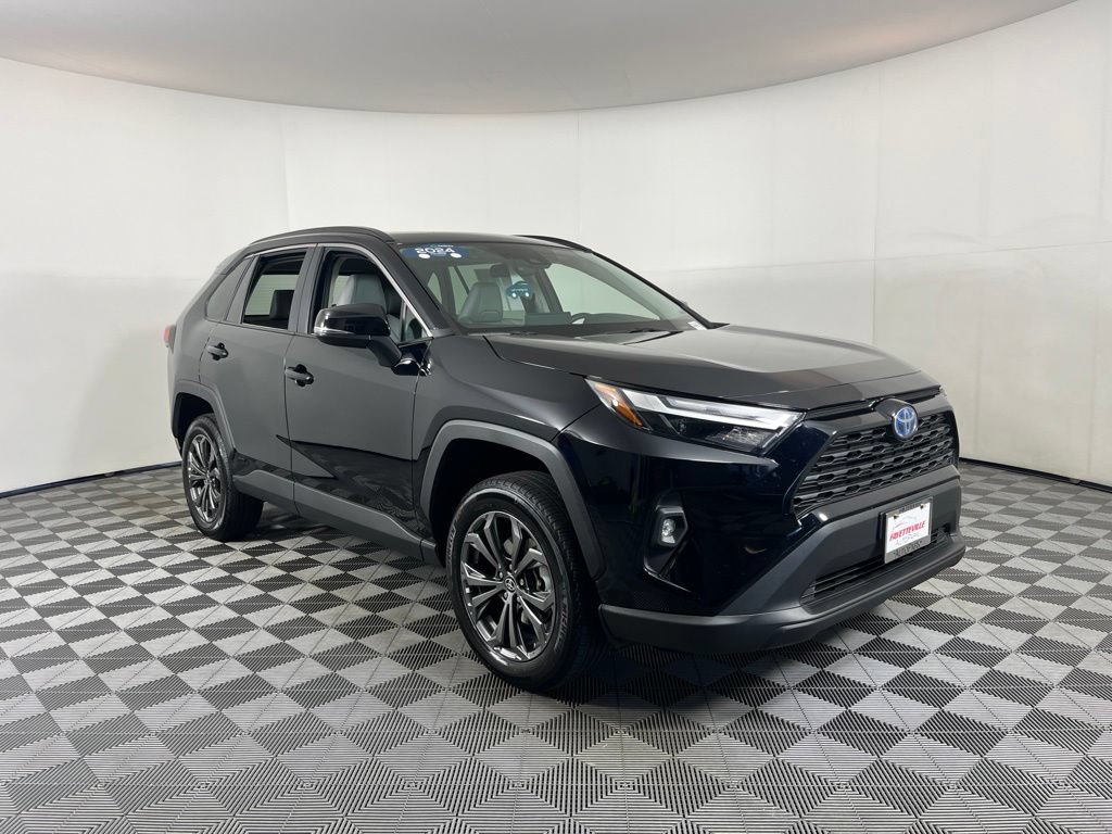 Used 2024 Toyota RAV4 XLE Premium w/ Weather Package AWD/4WD image 9