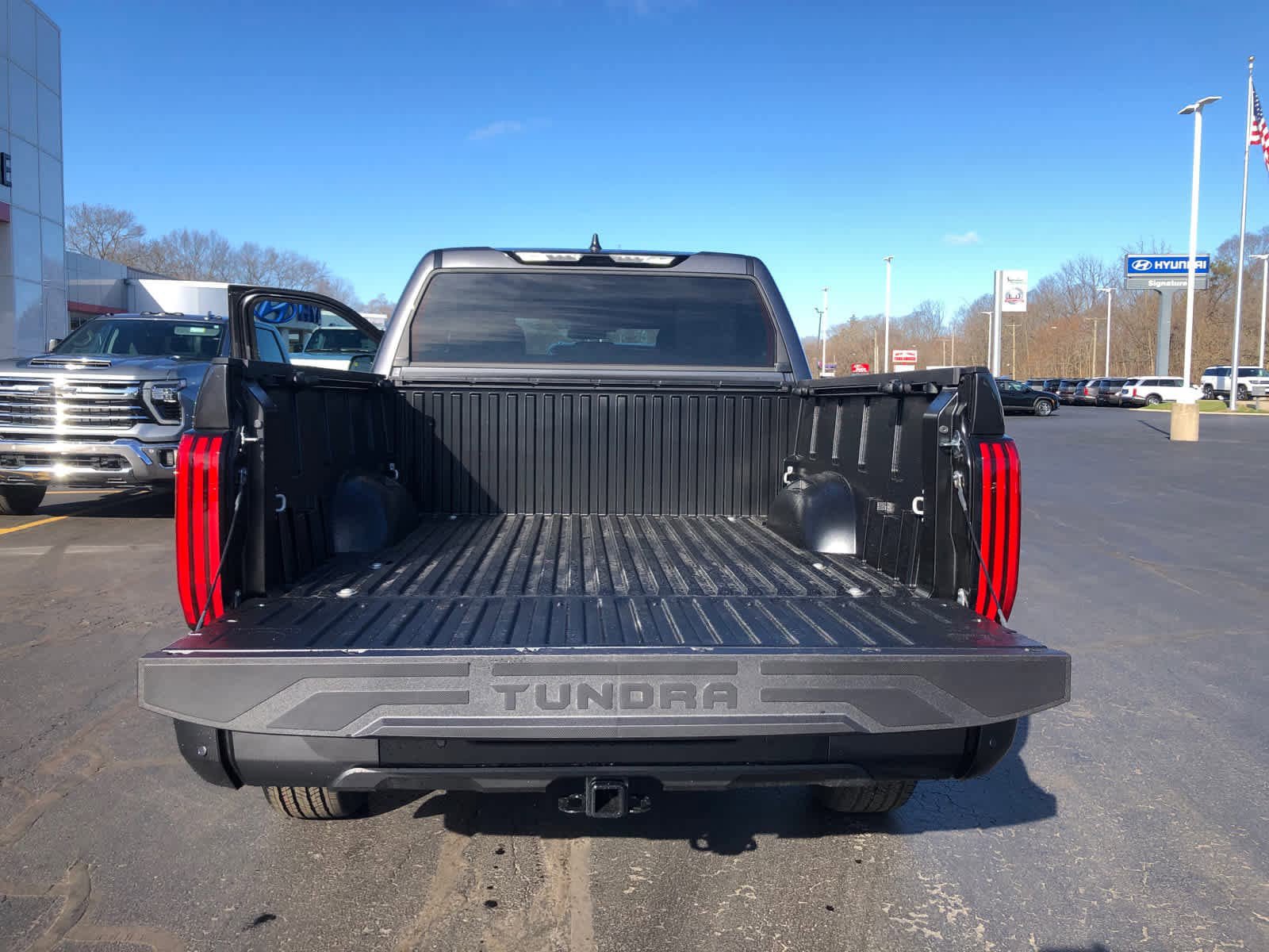 New 2026 Toyota Tundra SR5 AWD/4WD image 25