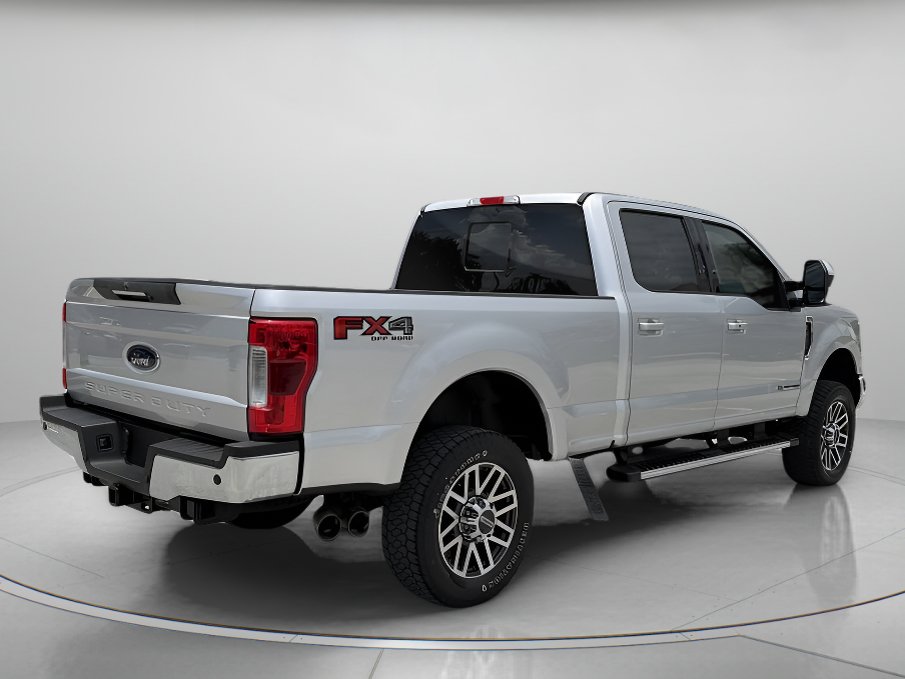 Used 2019 Ford F350 Lariat w/ Lariat Ultimate Package AWD/4WD image 3