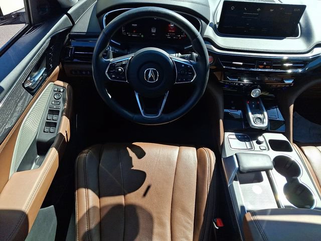 Used 2023 Acura MDX w/ Advance Package AWD/4WD image 12