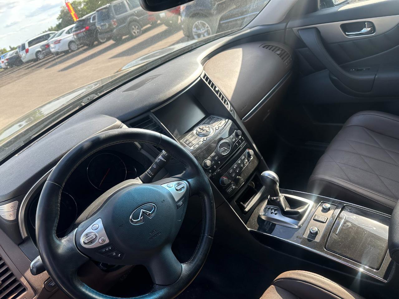 Used 2011 INFINITI FX35 AWD w/ Premium Pkg image 12