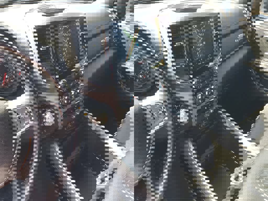 Used 2024 RAM 1500 Laramie image 31