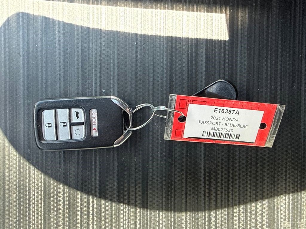 Certified 2021 Honda Passport Touring image 4