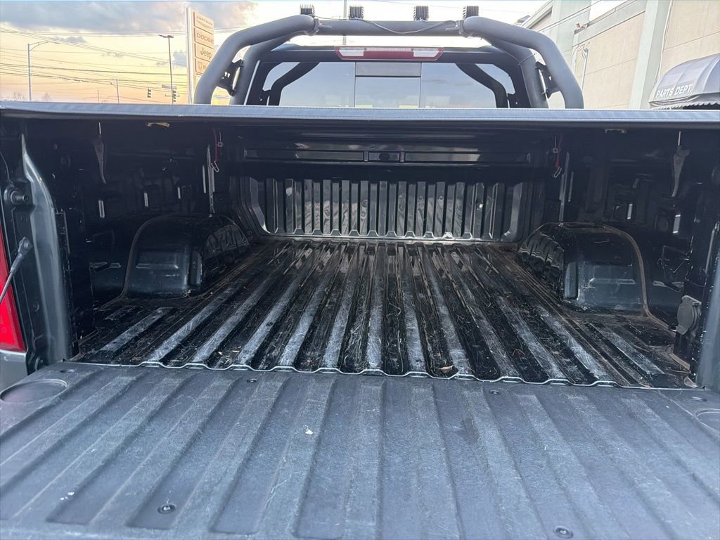 Used 2019 Chevrolet Silverado 1500 LT Trail Boss image 9