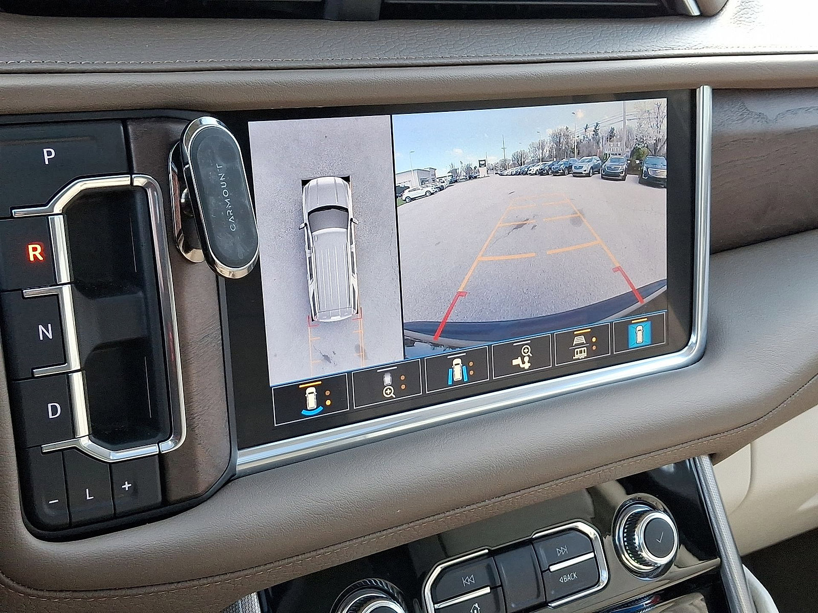 Certified 2021 GMC Yukon Denali w/ Denali Premium Package AWD/4WD image 15