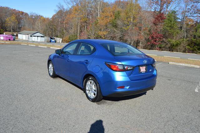 Used 2017 Toyota Yaris iA image 60