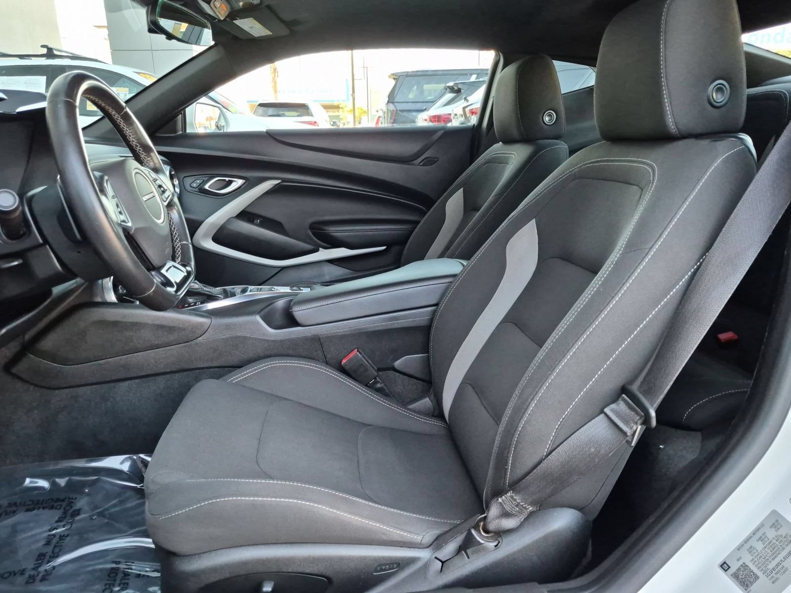 Used 2020 Chevrolet Camaro LT RWD image 21